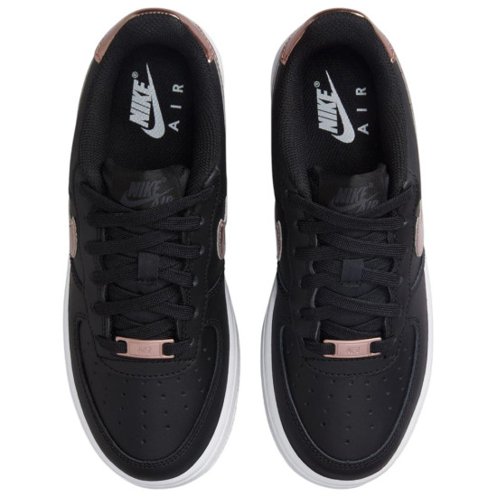 Nike Air Force 1 SE
